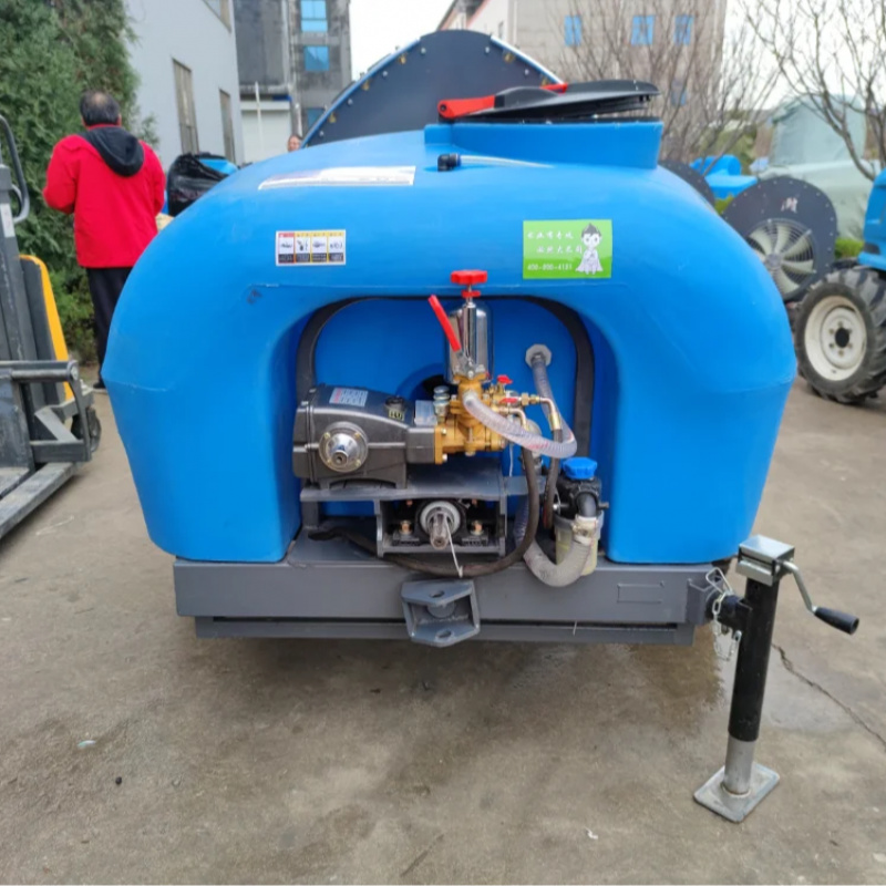 Tractor Type 1000 Liter Orchar - Orchard Sprayer Tractor avis et prix